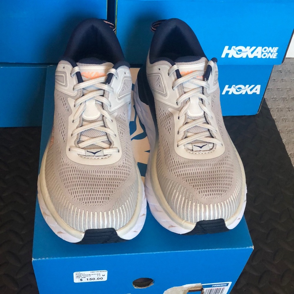 Hoka Bondi 7